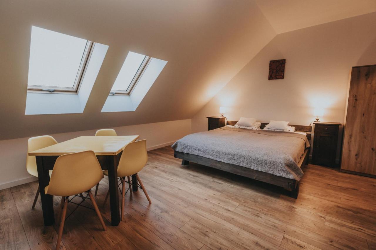 Sady Blotnica Dom Goscinny Prusy  エクステリア 写真