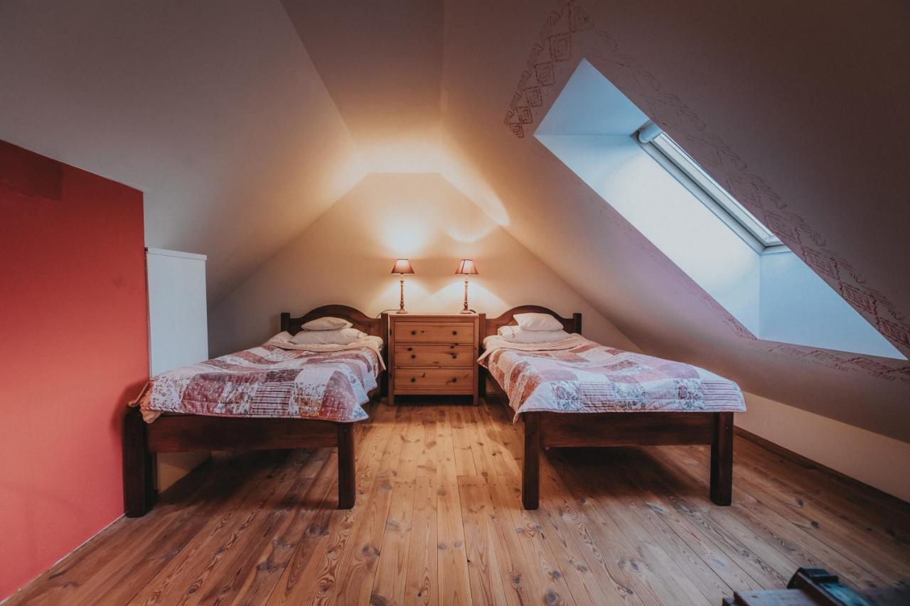 Sady Blotnica Dom Goscinny Prusy  エクステリア 写真